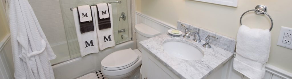 remodeled bathroom in Toledo with single sink vanity